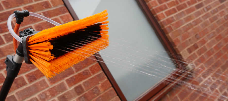 Waterfed Window Cleaning Brushes, Pure Water Cleaning